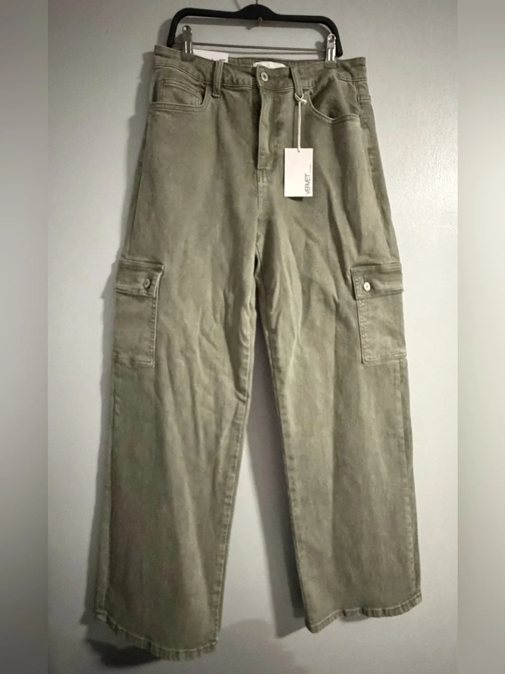 VERVET High-Rise Wide Leg Cargo Jeans in Olive Green - Picture 2 of 11